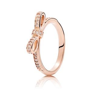 Pandora sparkling bow ring in ROSE GOLD.